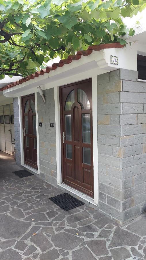 Apartma Rizana Dekani Exterior foto