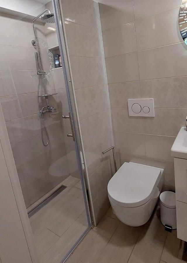 Apartma Rizana Dekani Exterior foto